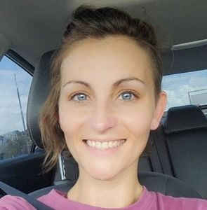 Meet your Posher, Kendra